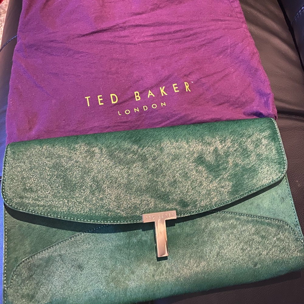 Brand New Ted baker cluth.